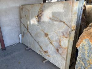 white Onyx farzin